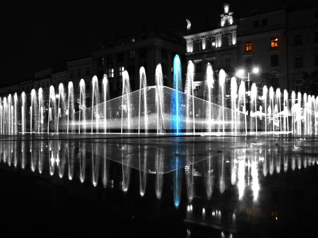 fountain-822945_1920